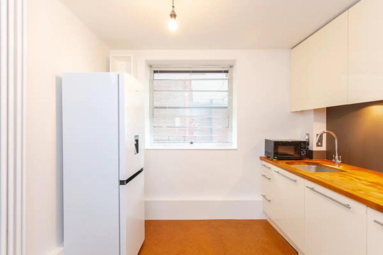Peaceful 2 Bedroom Apartment In Central Londra Exterior foto